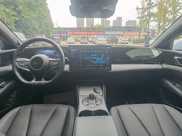BYD Seal — Фото автомобиля 6