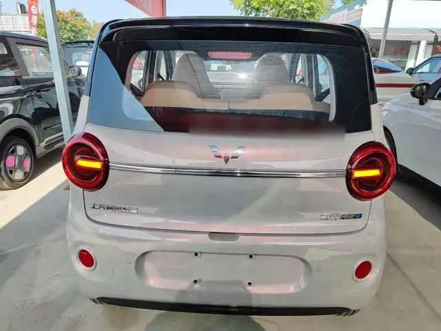 Wuling Hongguang Mini EV — Фото автомобиля 5