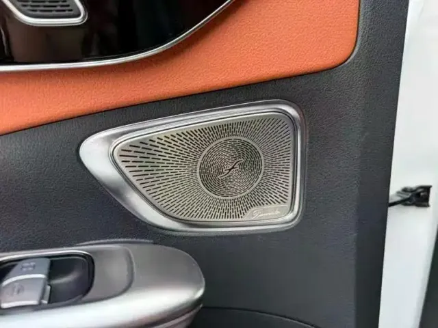 Mercedes-Benz C-Class — Фото автомобиля 8