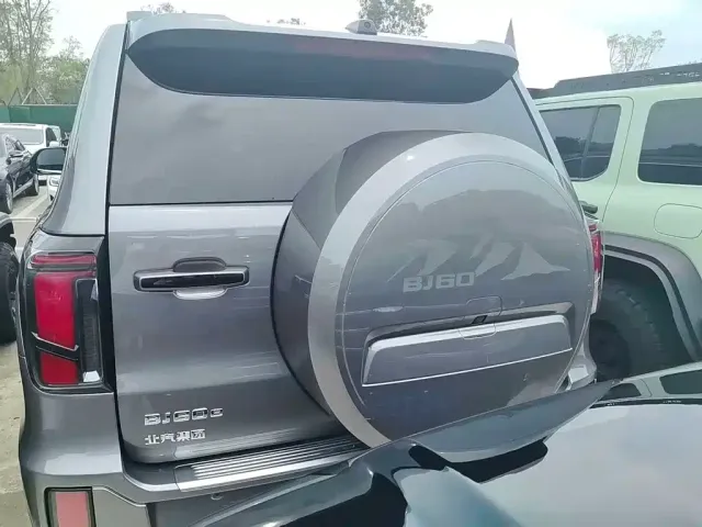 BAIC BJ60 Thunder — Фото автомобиля 12
