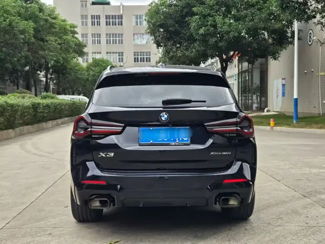 BMW X3 — Фото автомобиля 3