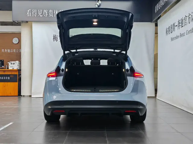 Nio ET5 Touring — Фото автомобиля 7