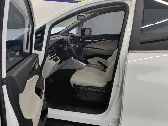 Maxus G50 — Фото автомобиля 9