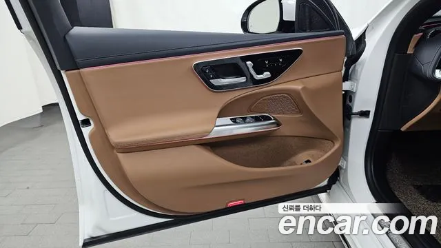 Mercedes-Benz E-Class W214 — Фото автомобиля 12