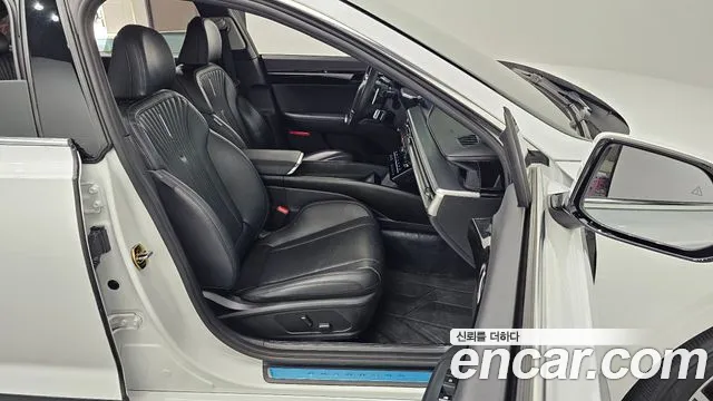 Hyundai Grandeur Grandeur (GN7) 3.5 LPG 2WD (Такси) — Фото автомобиля 10