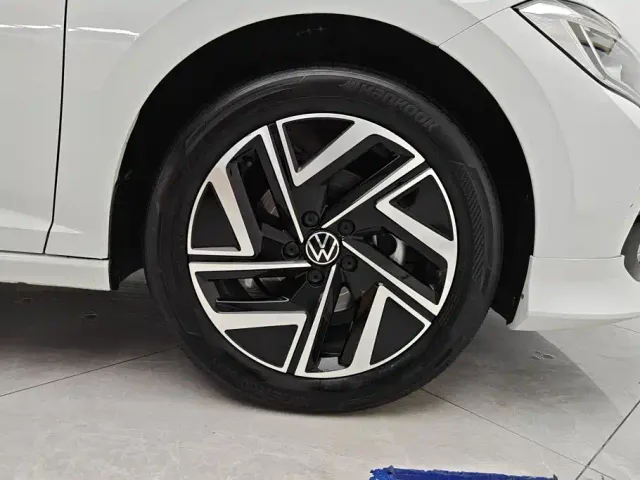 Volkswagen Sagitar — Фото автомобиля 6