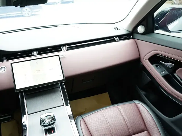 Land Rover Range Rover Evoque — Фото автомобиля 16
