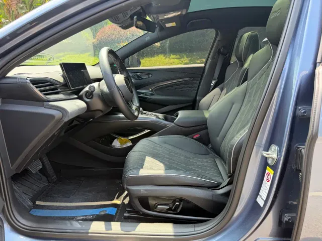 BYD Seal — Фото автомобиля 8