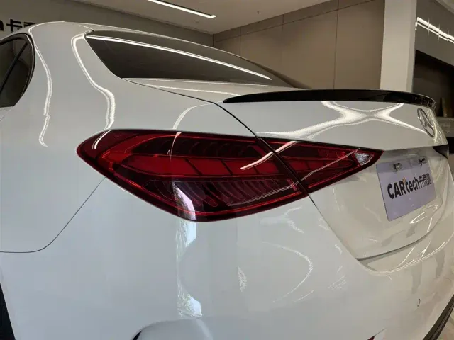 Mercedes-Benz C-Class — Фото автомобиля 10