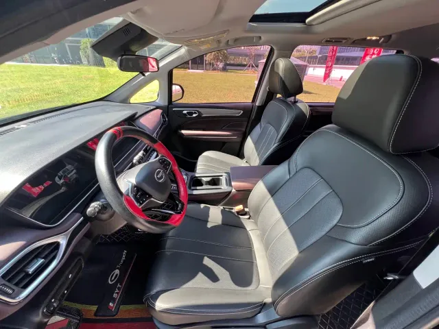 GAC Trumpchi M6 — Фото автомобиля 11