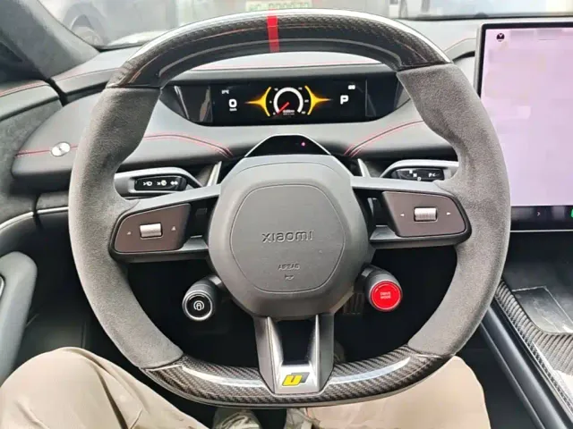 Xiaomi SU7 Ultra — Фото автомобиля 10