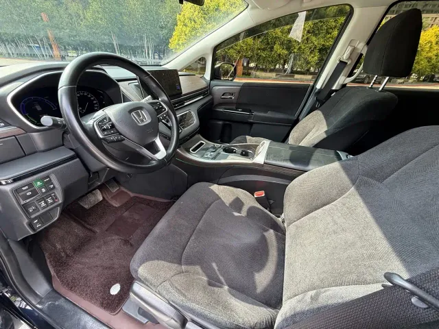 Honda Odyssey — Фото автомобиля 4