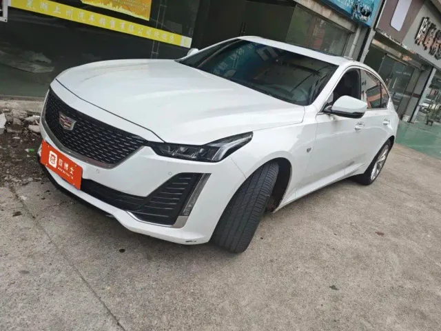 Cadillac CT5 — Фото автомобиля 8