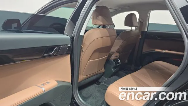 Hyundai Grandeur GN7 — Фото автомобиля 26