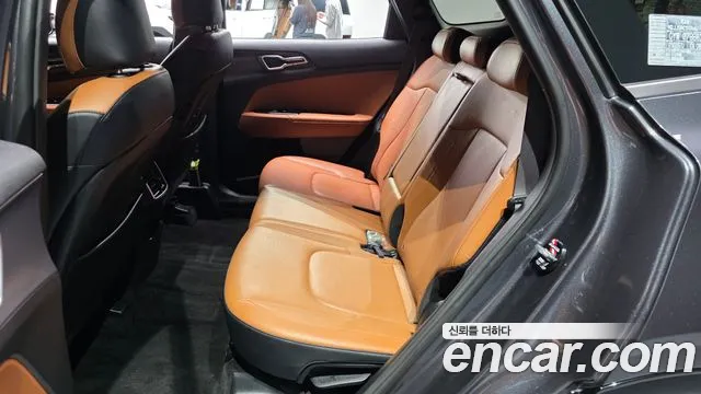 Kia Sportage Sportage 5-е поколение Бензин 1.6 турбо 2WD — Фото автомобиля 11