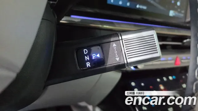 Hyundai Grandeur GN7 — Фото автомобиля 12