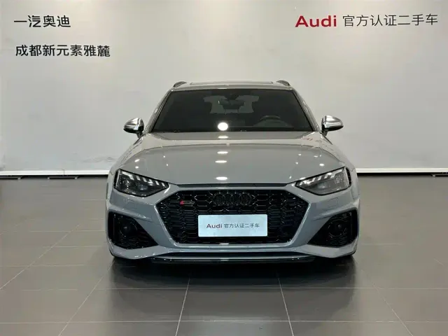 Audi RS 4 — Фото автомобиля 2