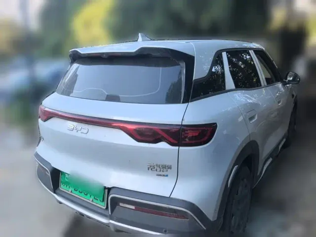 BYD Yuan UP — Фото автомобиля 4