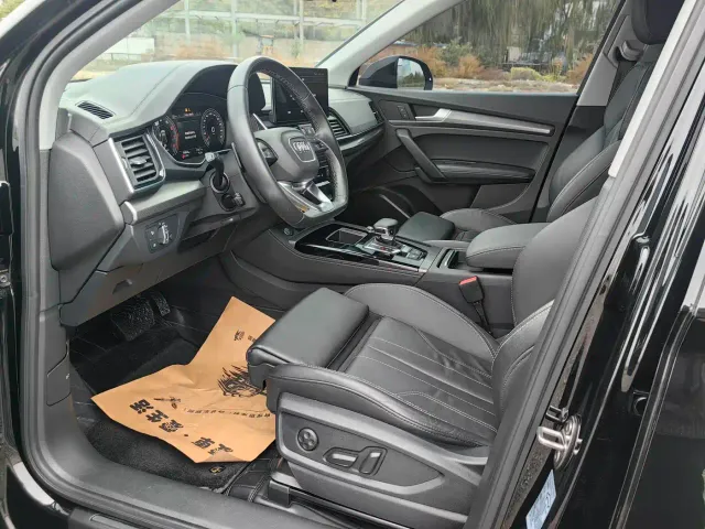 Audi Q5L — Фото автомобиля 8