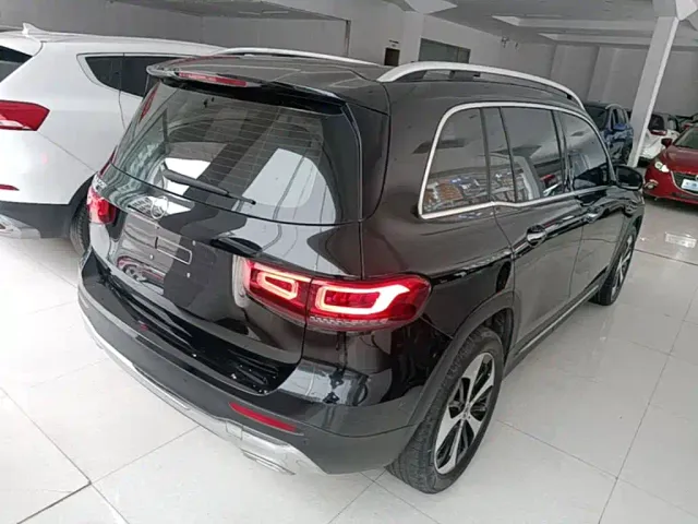 Mercedes-Benz GLB-Class — Фото автомобиля 6