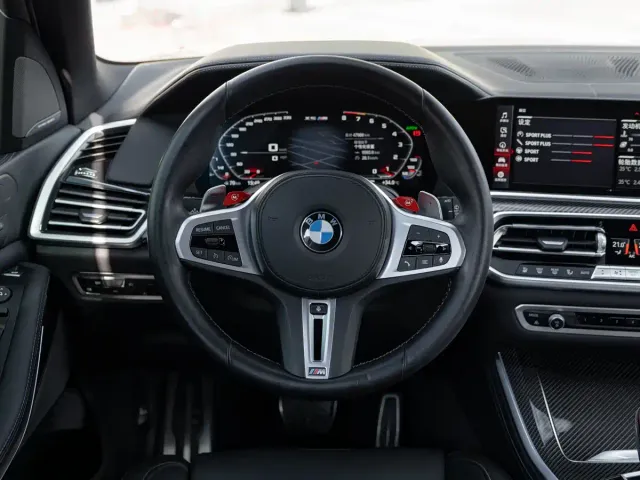 BMW X5 M — Фото автомобиля 12