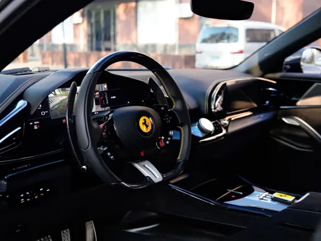 Ferrari Purosangue — Фото автомобиля 13