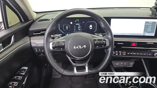 Kia K5 — Фото автомобиля 14