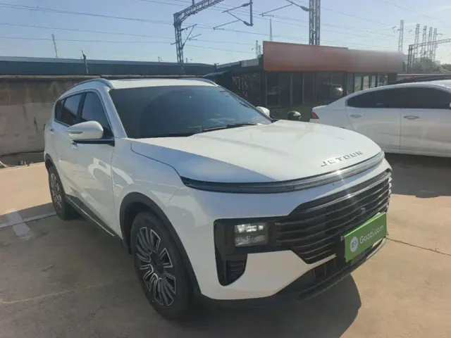 Jetour X70 Plus — Фото автомобиля 3