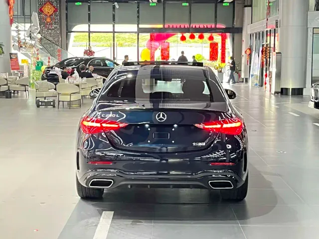 Mercedes-Benz C-Class — Фото автомобиля 8