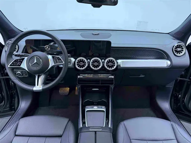 Mercedes-Benz GLB-Class — Фото автомобиля 14