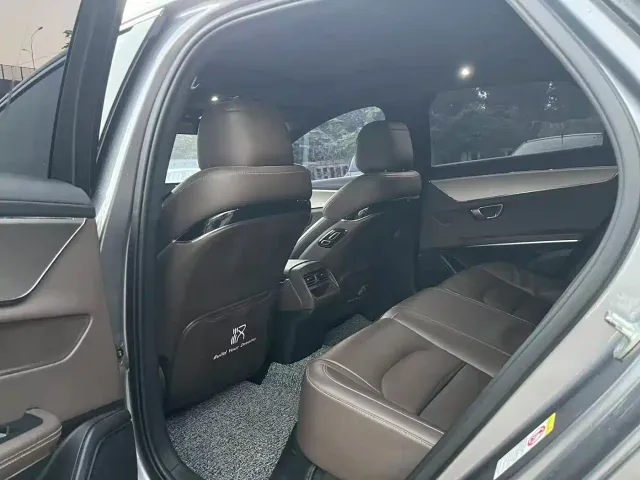BYD Han — Фото автомобиля 12