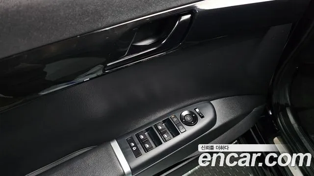 Hyundai Grandeur GN7 — Фото автомобиля 28