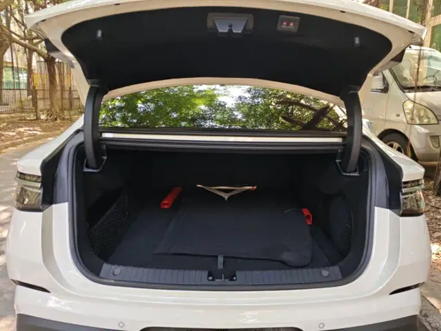 BYD Seal 07 DM-i — Фото автомобиля 18