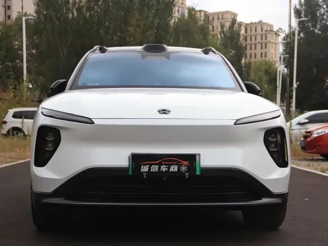 Nio ES6 — Фото автомобиля 2