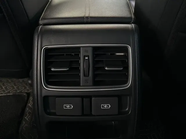 Honda Accord — Фото автомобиля 18
