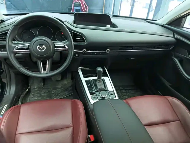 Mazda CX-30 — Фото автомобиля 11