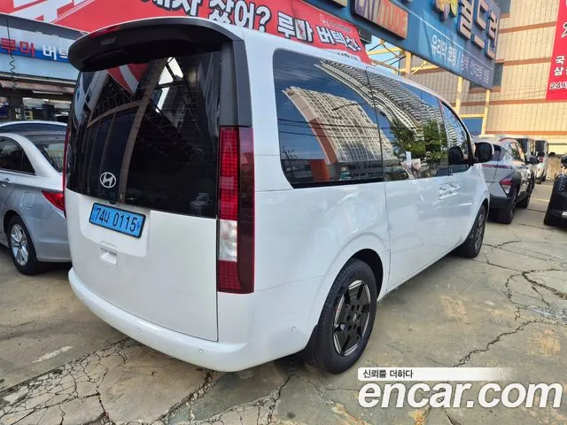 Hyundai Staria — Фото автомобиля 13