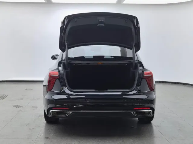 Hongqi H5 — Фото автомобиля 13