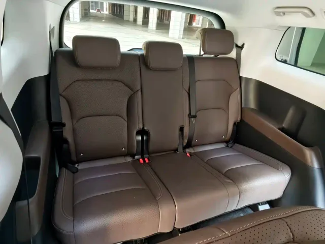 Wuling Starlight 730 — Фото автомобиля 10