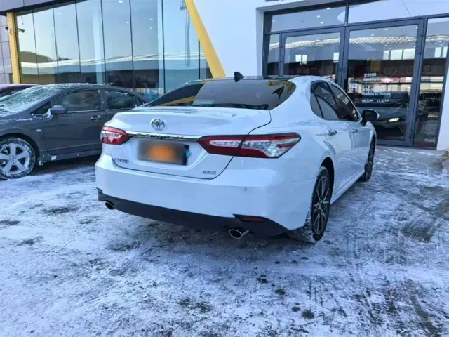 Toyota Camry — Фото автомобиля 9