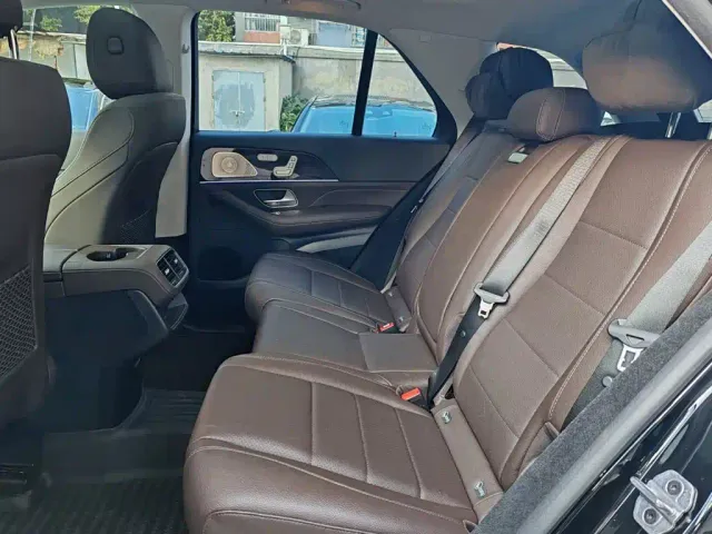 Mercedes-Benz GLE-Class — Фото автомобиля 10