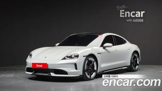 Фотография автомобиля — Porsche Taycan