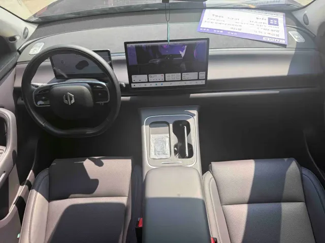 Leapmotor C10 — Фото автомобиля 6
