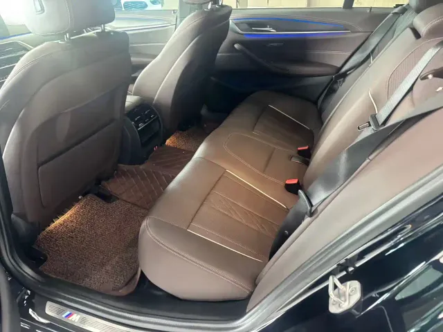 BMW 5 Series — Фото автомобиля 7