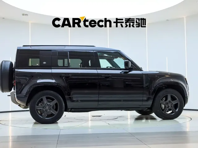 Land Rover Defender — Фото автомобиля 3