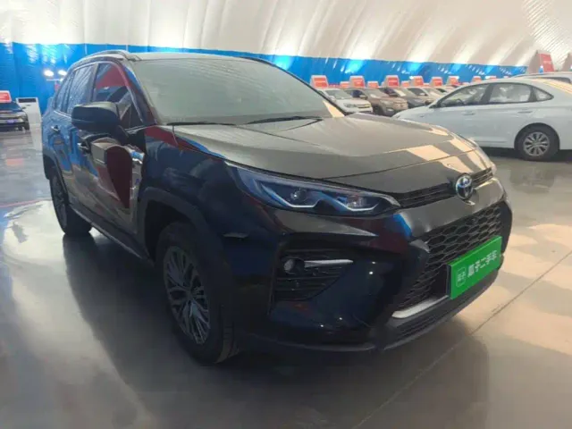 Toyota Wildlander — Фото автомобиля 3