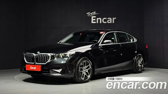 Фотография автомобиля — BMW 5 Series G60