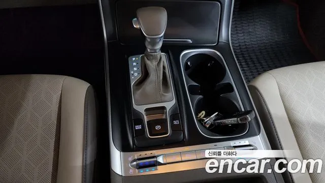 Kia Carnival Generation 4 — Фото автомобиля 12