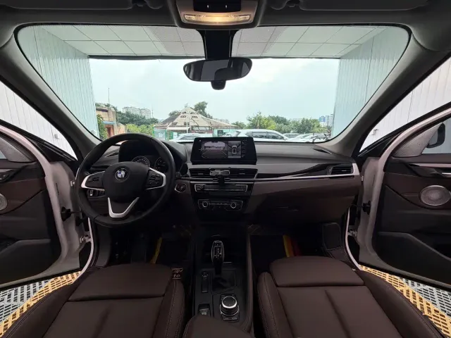 BMW X1 — Фото автомобиля 20