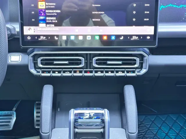 Jetour T2 — Фото автомобиля 12